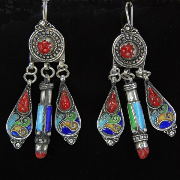 A pair of Amazigh tribal earrings from Algeria - TribalJewellery